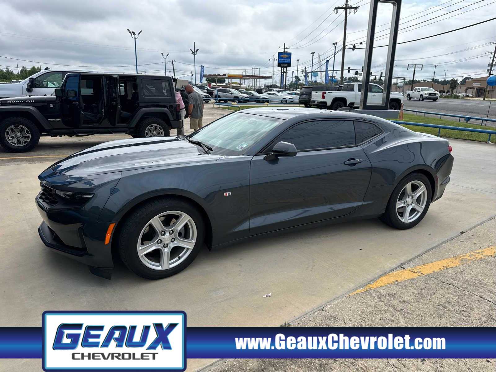 2020 Chevrolet Camaro 1LT's photo