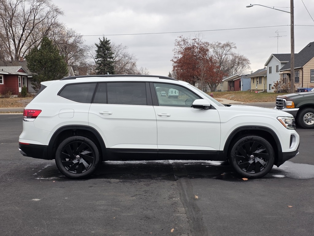 2025 Volkswagen Atlas SE w/Tech's photo