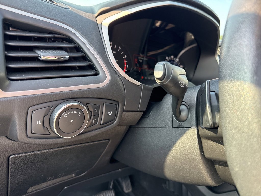 2019 Ford Edge SEL photo 31