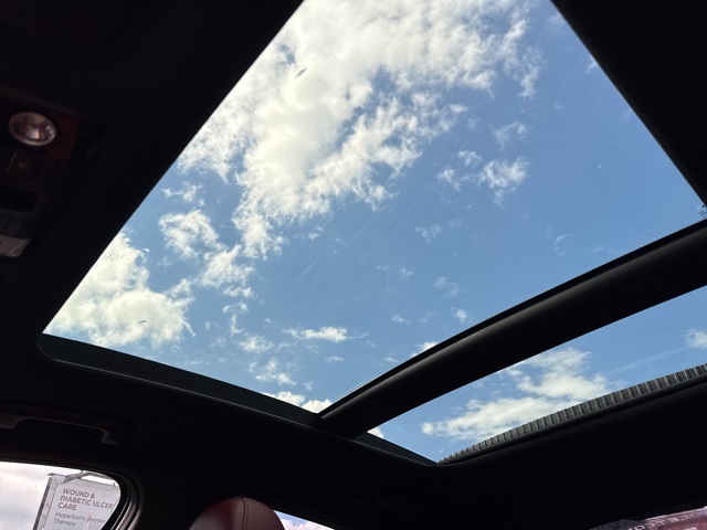 2024 Kia K5 GT-Line photo 32