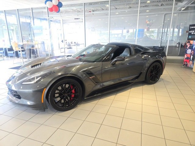 2017 Chevrolet Corvette Grand Sport 2LT photo 3