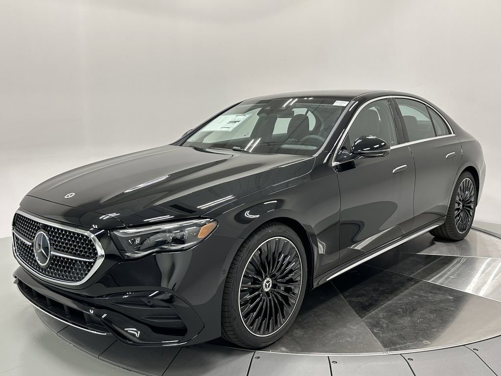 2026 Mercedes Benz E 450 4MATIC photo 3
