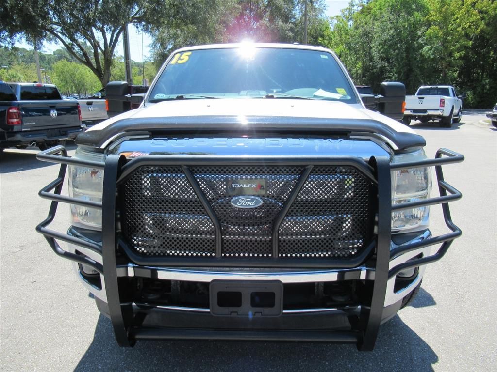 2015 Ford F-250 photo 3