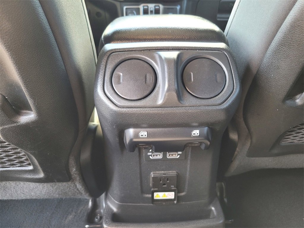 2022 Jeep Wrangler 4xe Unlimited Rubicon photo 16