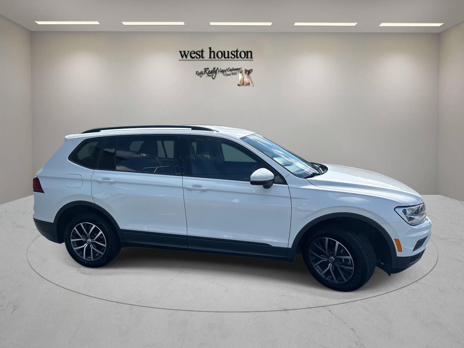 2021 Volkswagen Tiguan S photo 3
