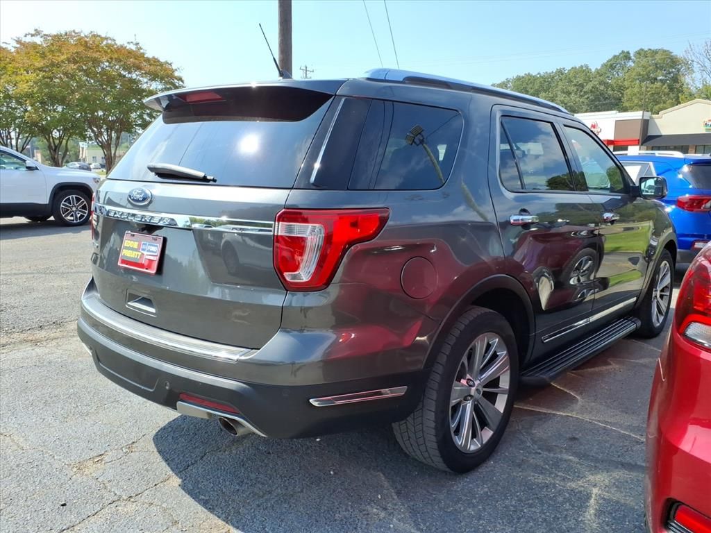2018 Ford Explorer Limited photo 4