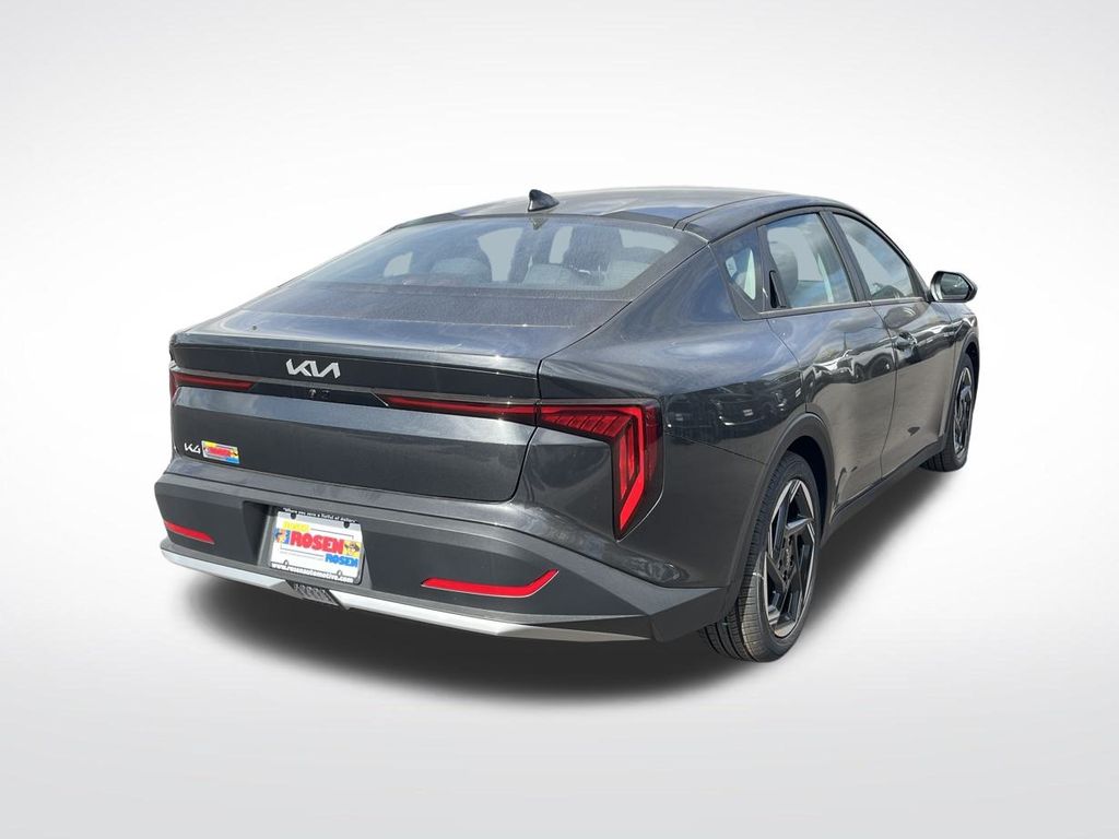 2025 Kia K4 EX photo 4