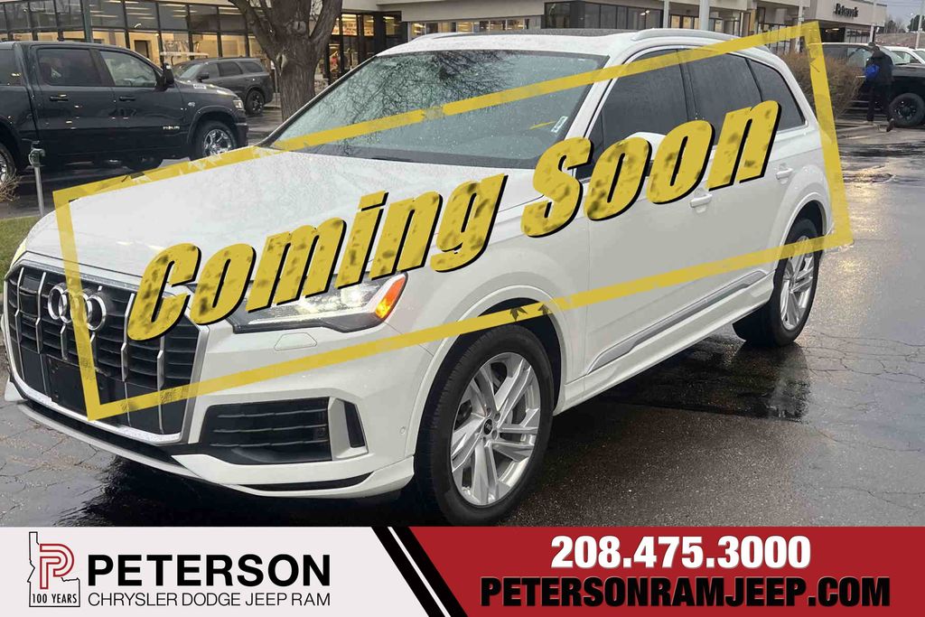 2023 Audi Q7 Premium Plus's photo