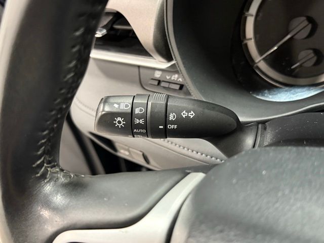 2023 Toyota Highlander LE photo 12