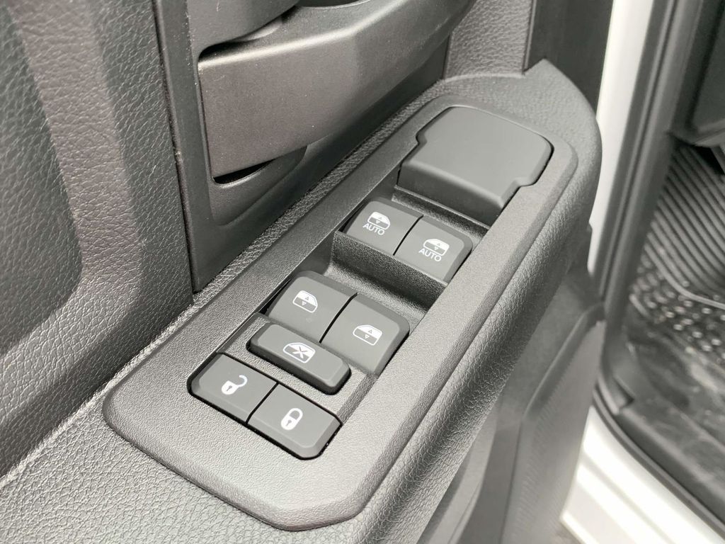 2025 Ram 2500 Tradesman photo 23