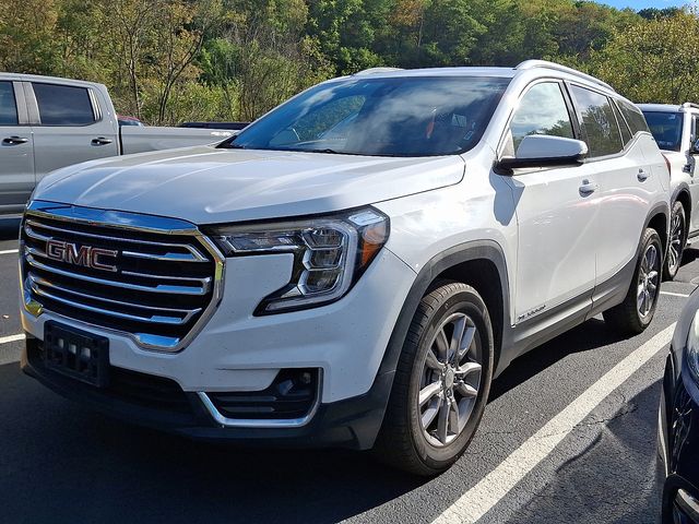 2024 Gmc Terrain SLT photo 3