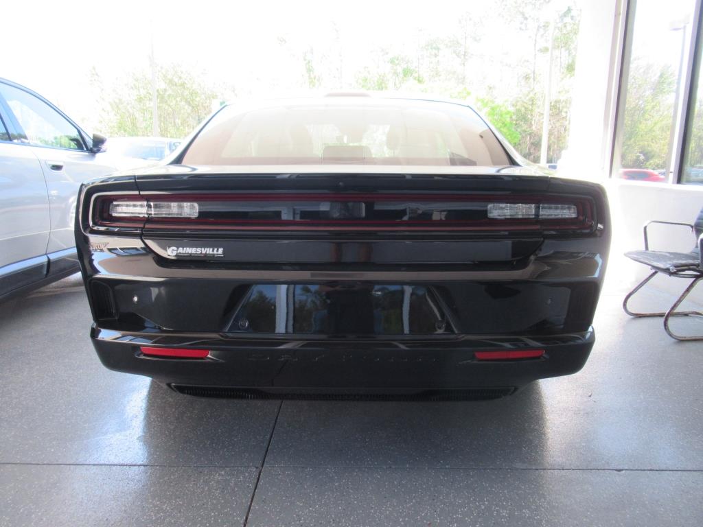 2025 Dodge Charger R/T photo 5