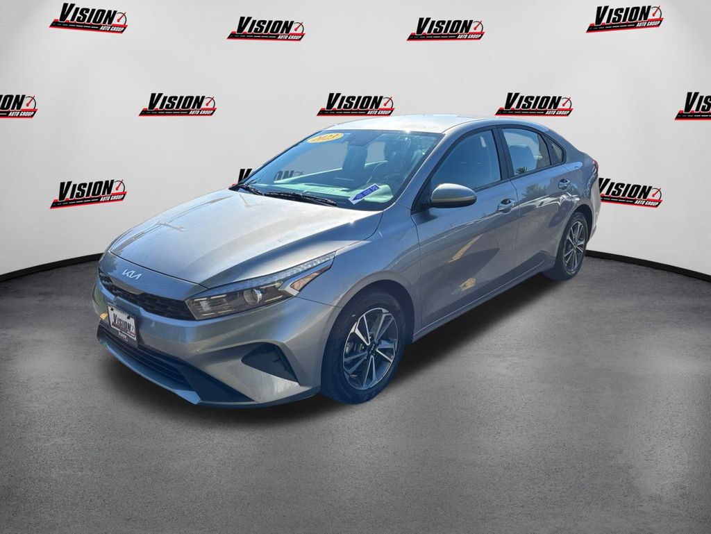 2023 Kia Forte LXS