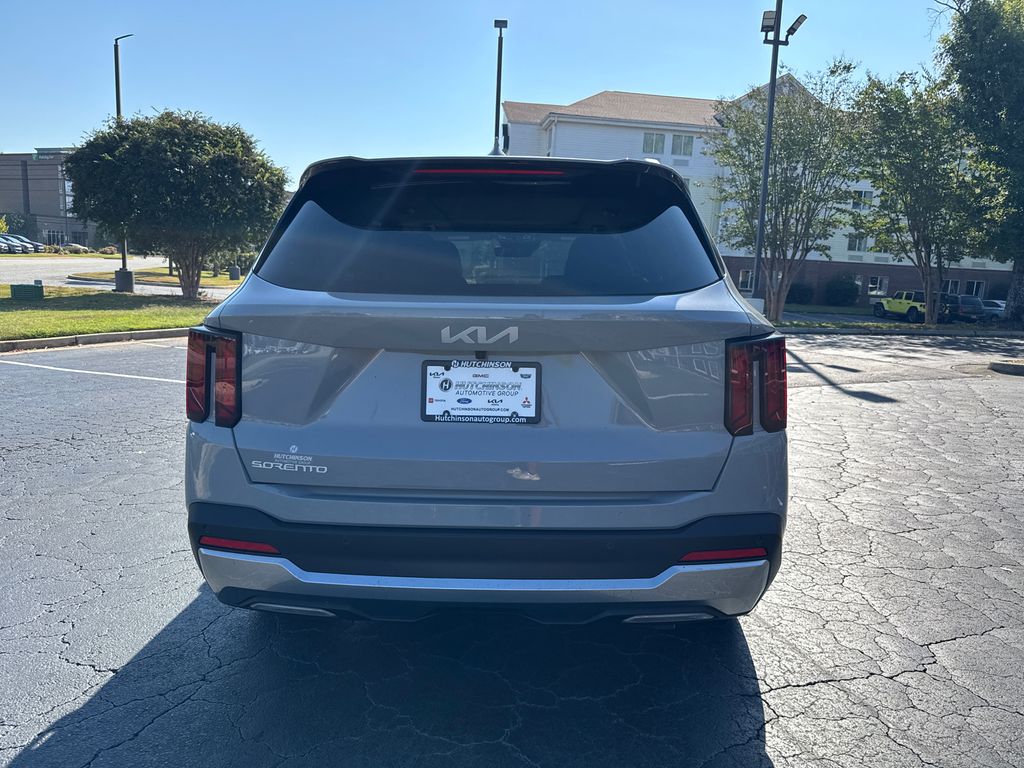 2026 Kia Sorento EX photo 3