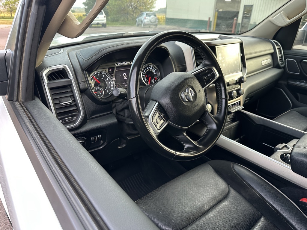 2021 Ram 1500 Laramie photo 3