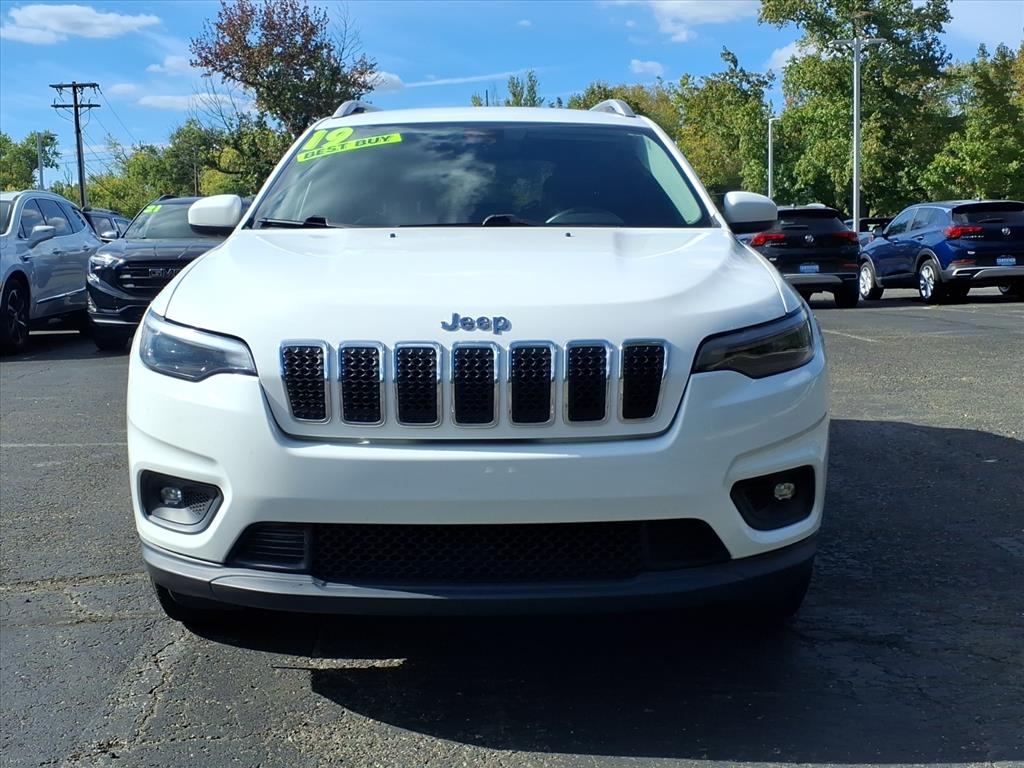 2019 Jeep Cherokee Latitude photo 3