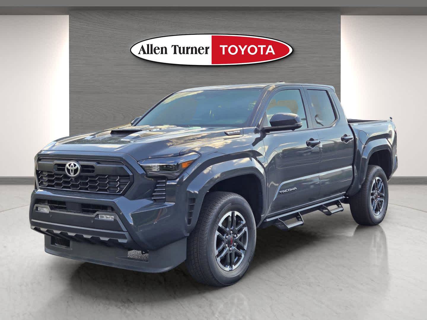 2025 Toyota Tacoma TRD Sport Double Cab photo 3