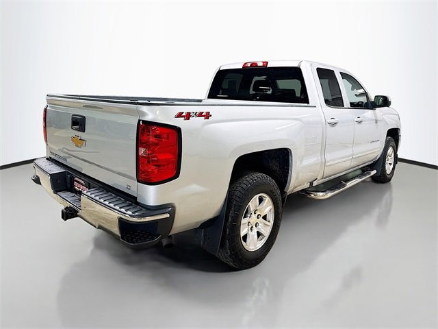 2018 Chevrolet Silverado 1500 LT photo 3