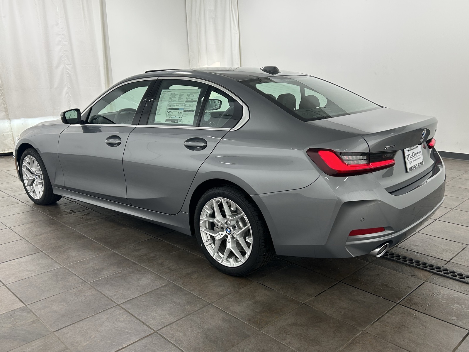 2025 Bmw 330i xDrive photo 3