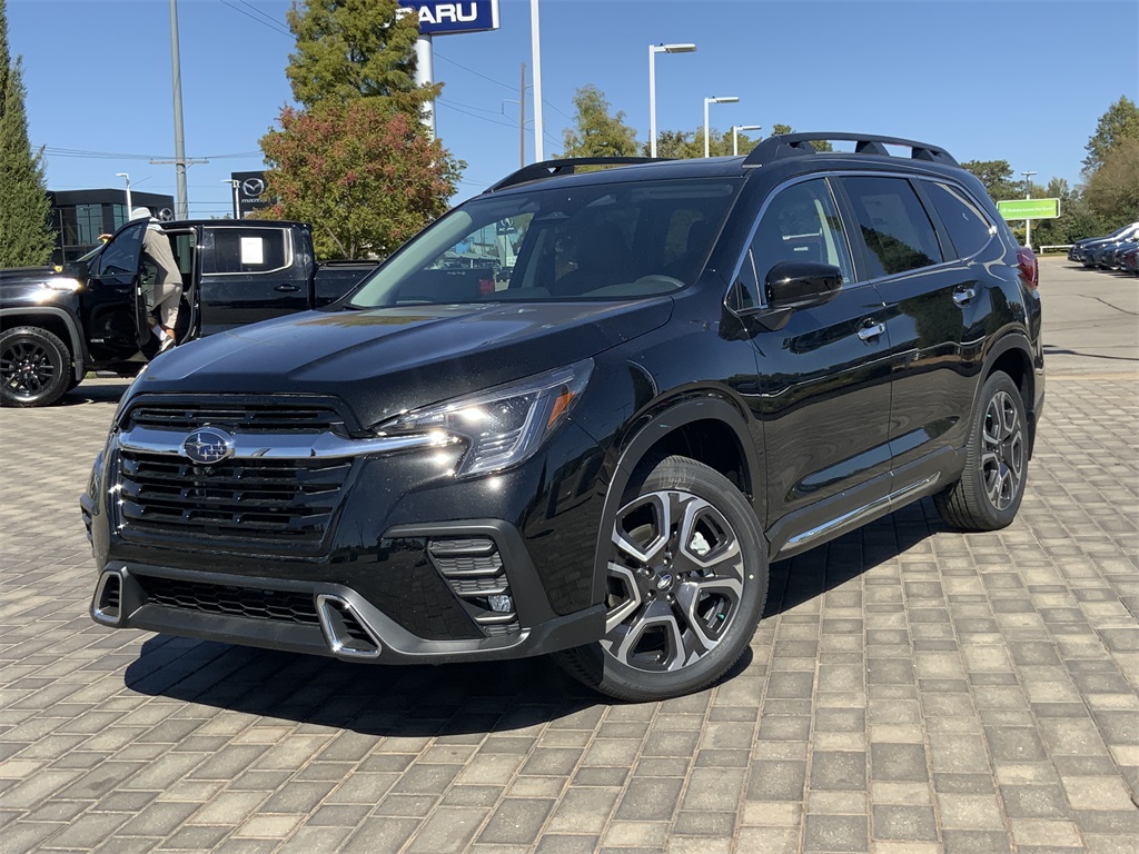 2025 Subaru Ascent Touring's photo