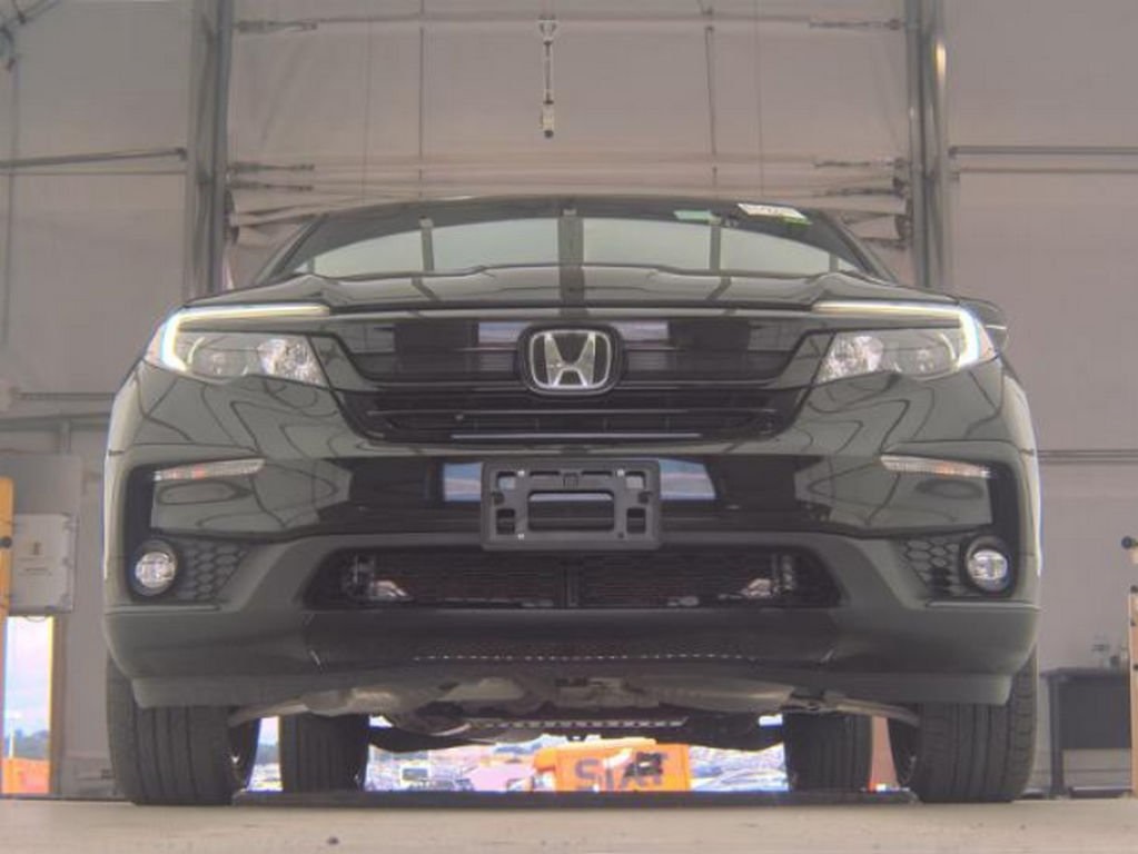 2022 Honda Pilot Sport photo 2