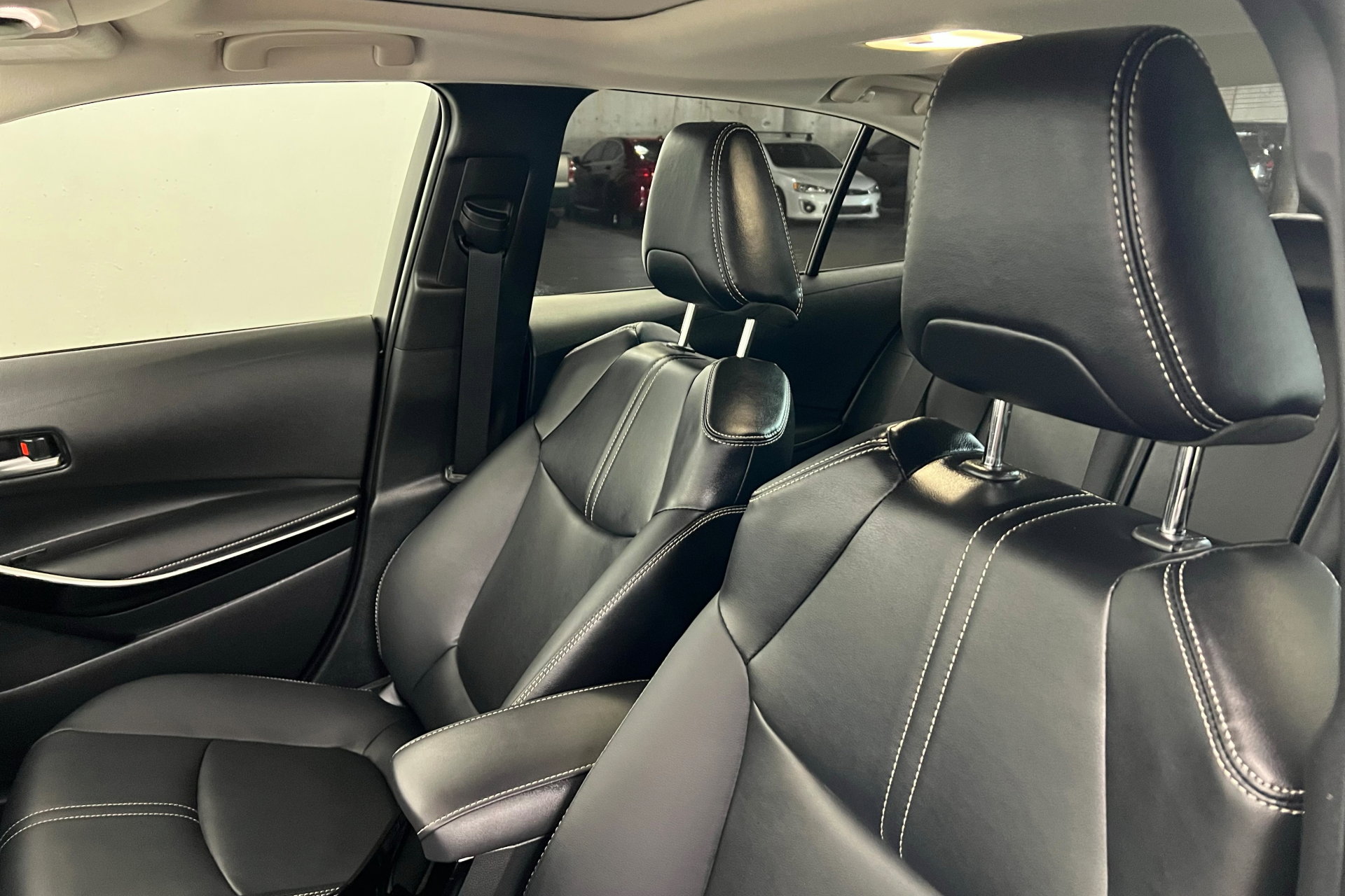 2024 Toyota Corolla Hybrid LE photo 16
