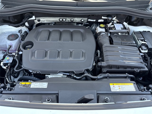 2025 Volkswagen Tiguan SEL R-Line Black photo 9