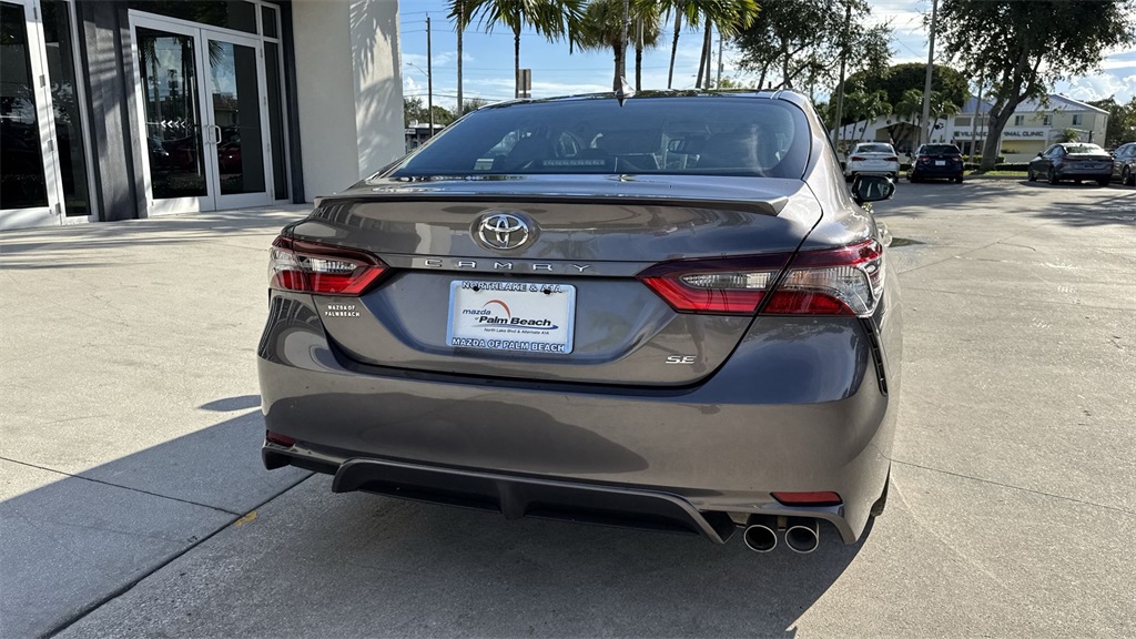 2023 Toyota Camry SE photo 24