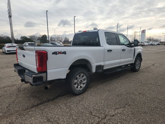 2024 Ford F-250 photo 3