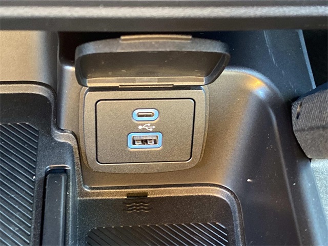 2025 Ford Bronco Outer Banks photo 19