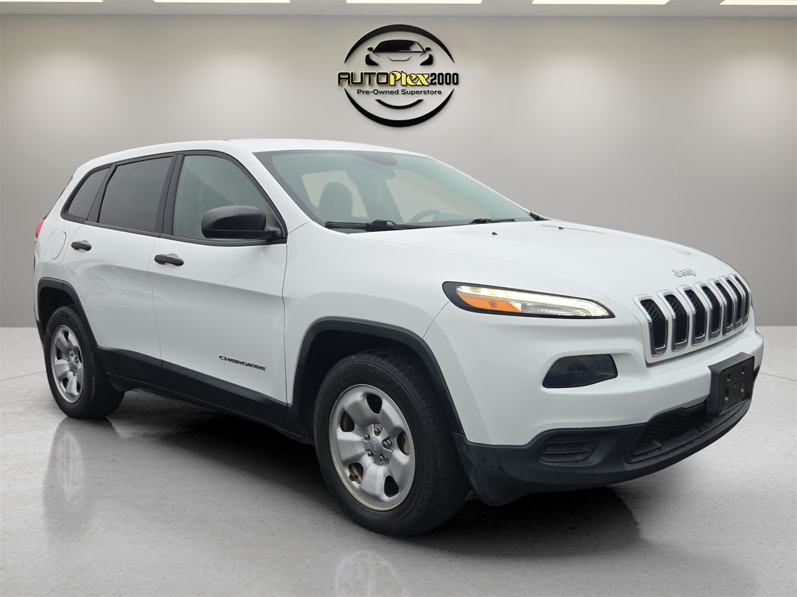 2016 Jeep Cherokee Sport's photo
