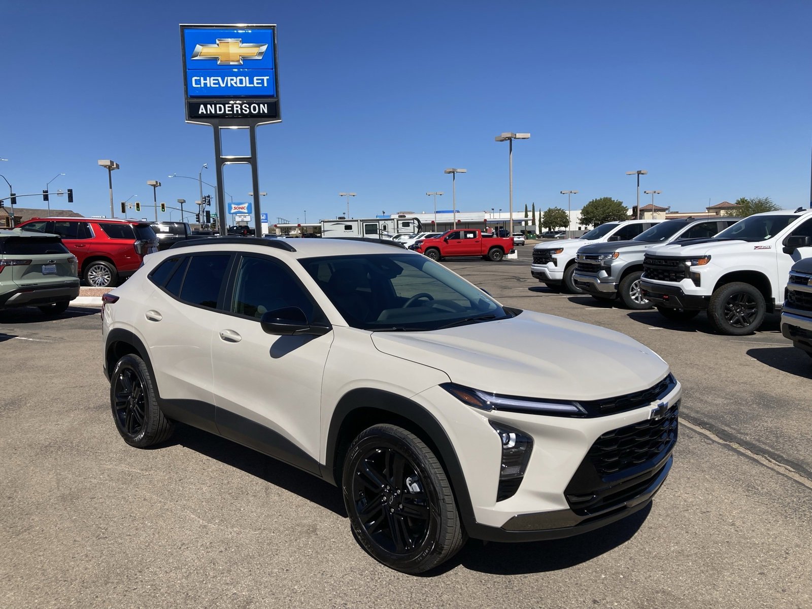 2026 Chevrolet Trax ACTIV photo 2