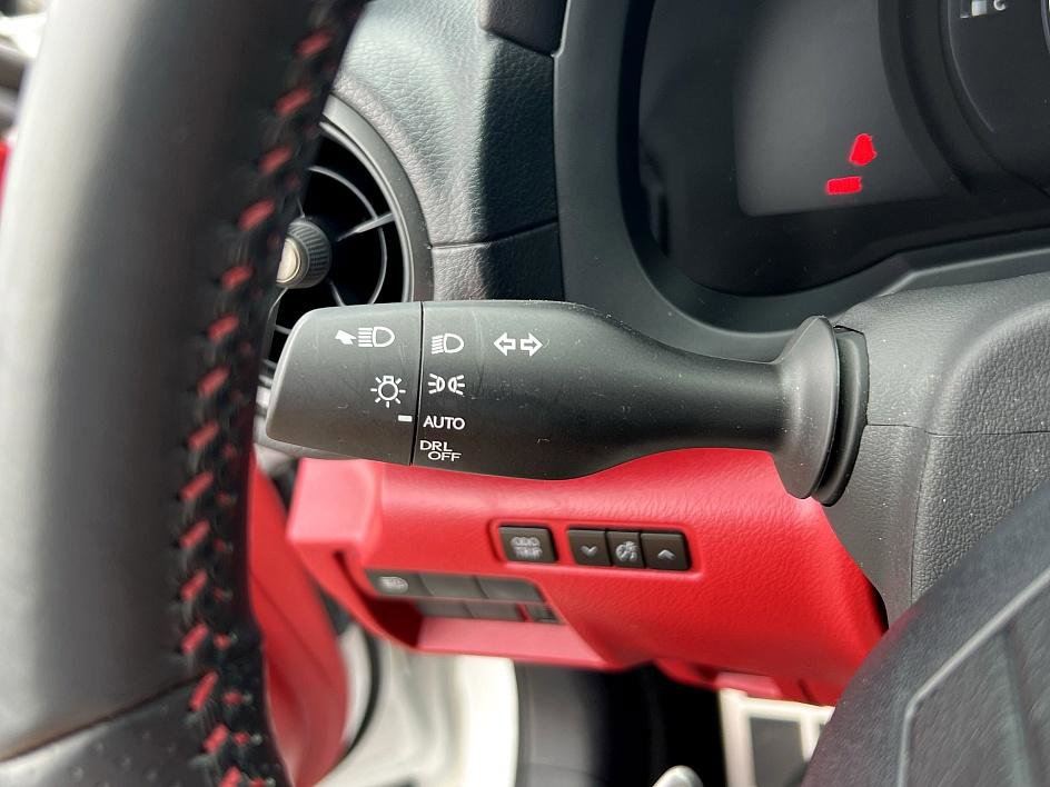 2024 Lexus IS 300 F SPORT photo 21