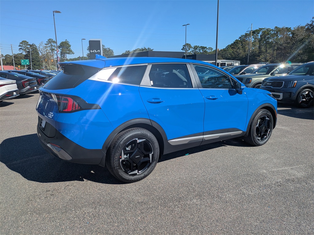 2026 Kia Sportage EX photo 2