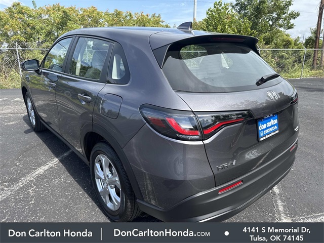 2025 Honda HR-V LX photo 6