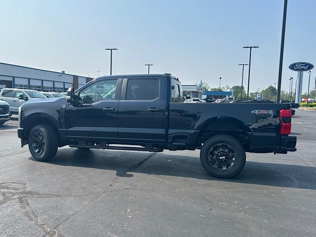2025 Ford F-250 XL photo 5