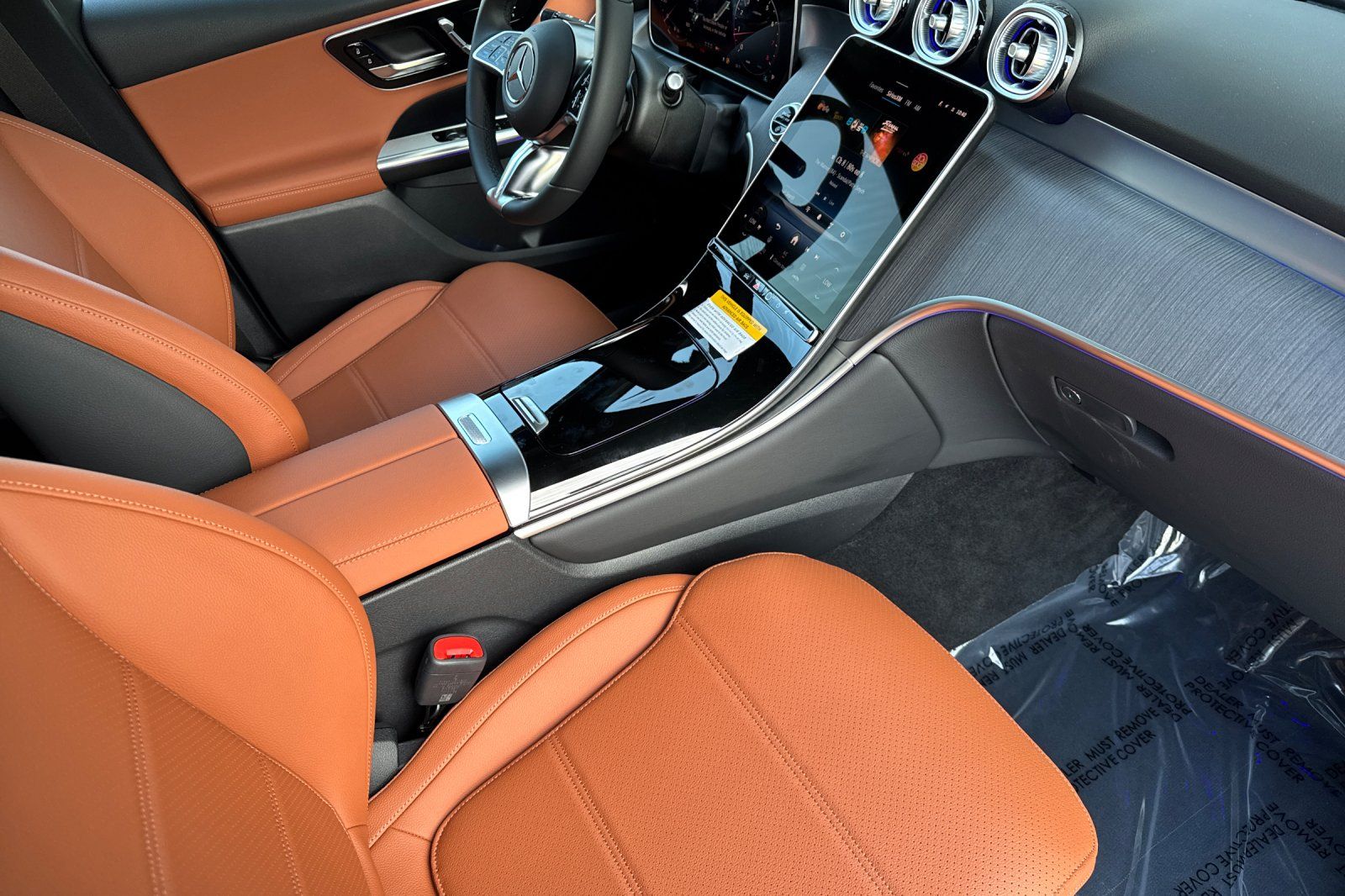 2026 Mercedes Benz GLC 300 photo 12