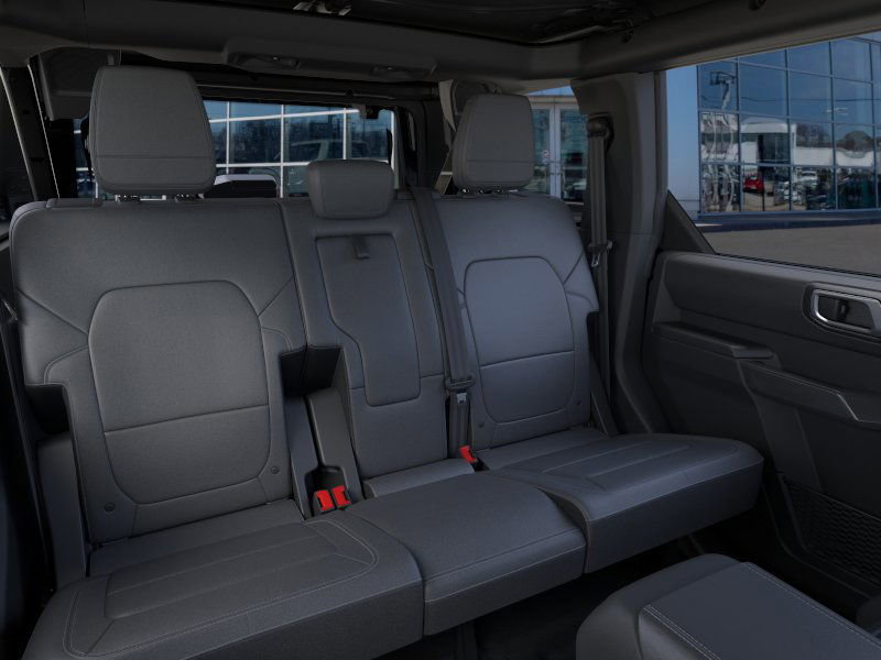2025 Ford Bronco Outer Banks photo 9
