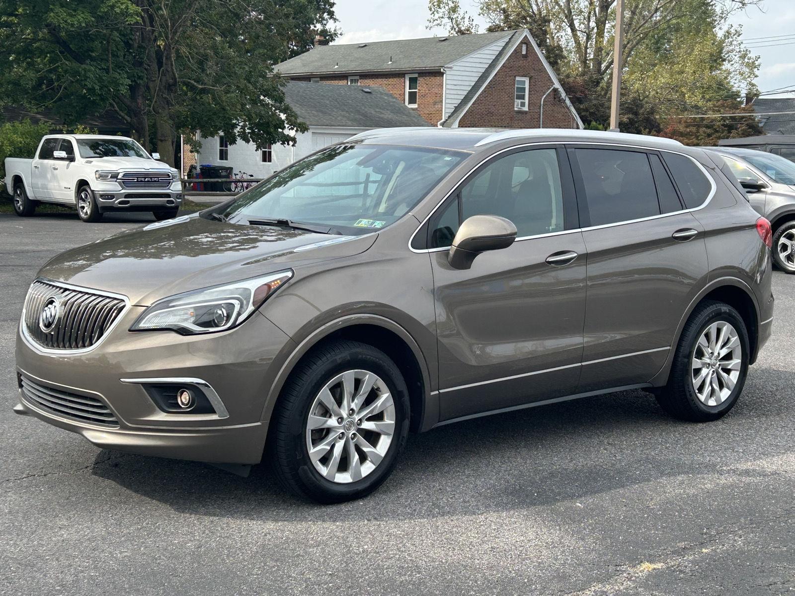 2017 Buick Envision Essence photo 3