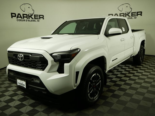 2025 Toyota Tacoma TRD Sport's photo