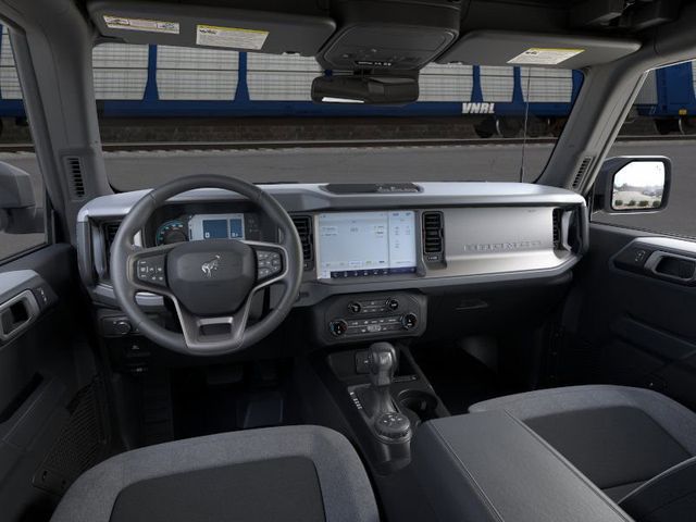 2025 Ford Bronco Big Bend photo 8
