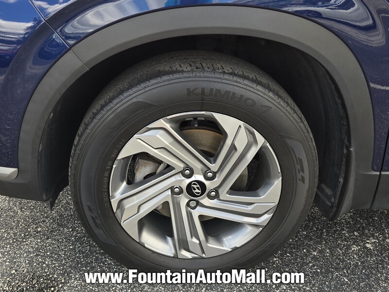2023 Hyundai Santa Fe SEL photo 2