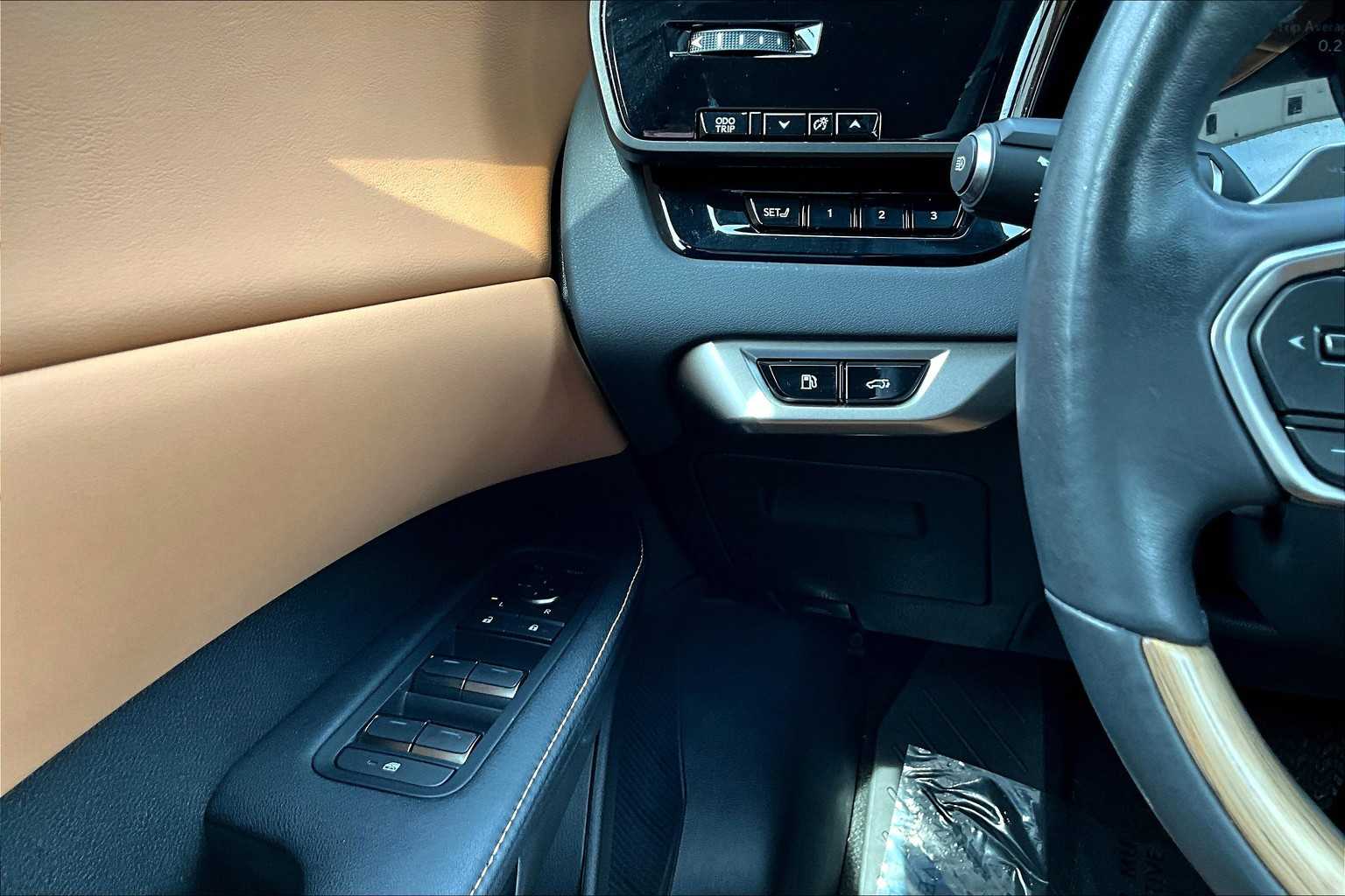 2023 Lexus RX Premium AWD photo 28
