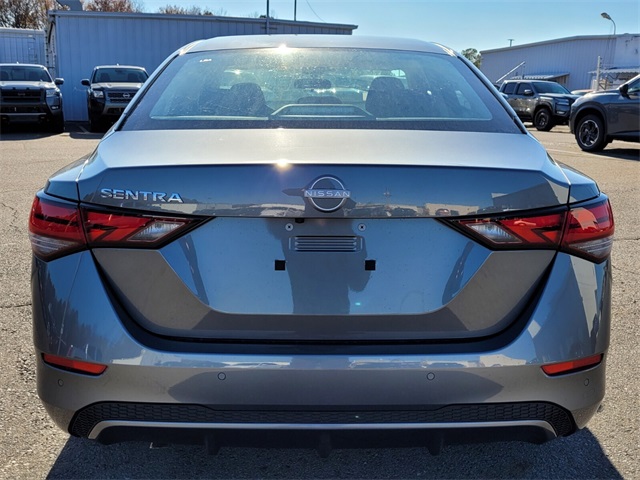 2025 Nissan Sentra S photo 4