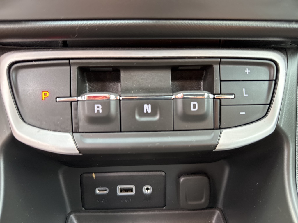 2023 Gmc Terrain SLE photo 41