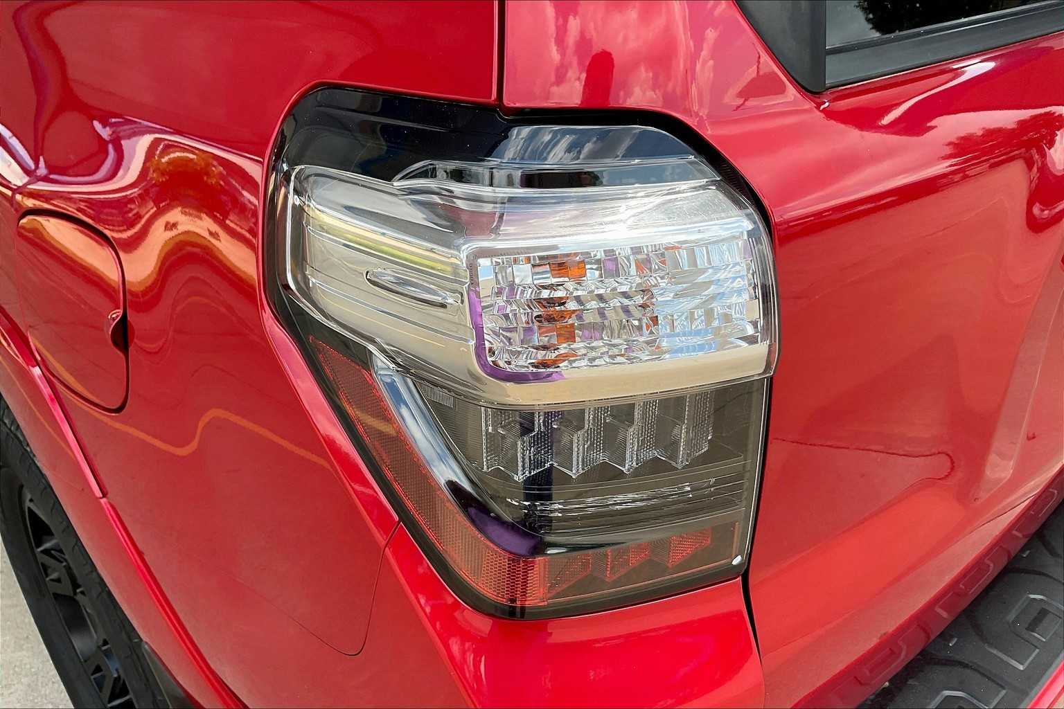 2019 Toyota 4Runner SR5 Premium photo 27