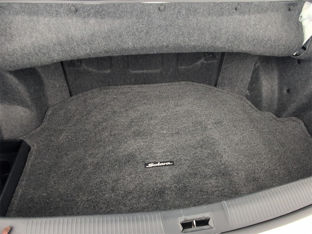 2008 Toyota Camry Solara SE photo 10