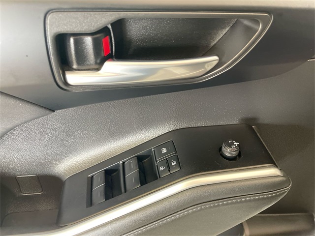 2022 Toyota Highlander XLE photo 13