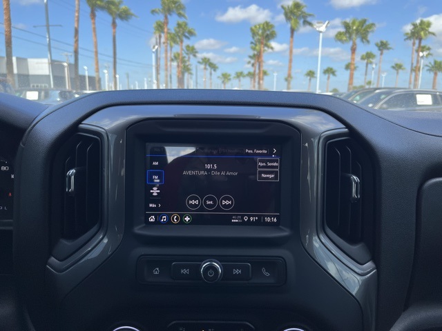 2023 Chevrolet Silverado 1500 Custom photo 16