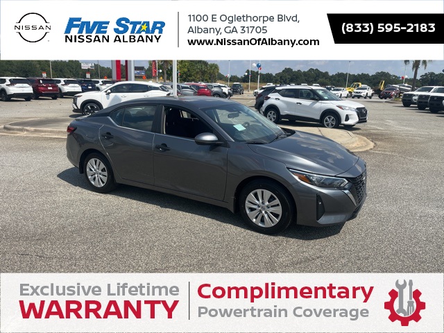 2025 Nissan Sentra S's photo